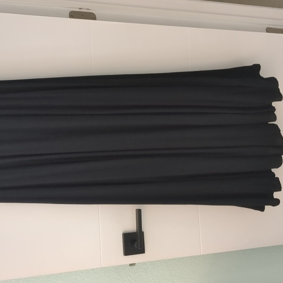 Reformation Poppy Elegant Black Off-Shoulder Evening Wedding Cocktail Dress Sz 4 - Picture 6 of 10